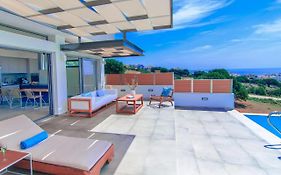 Amphitheatre Suites
